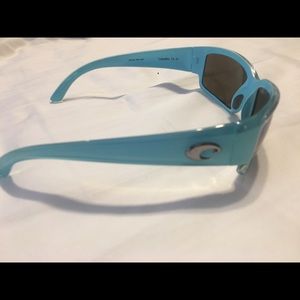 Light blue Costa Sunglasses + hard case